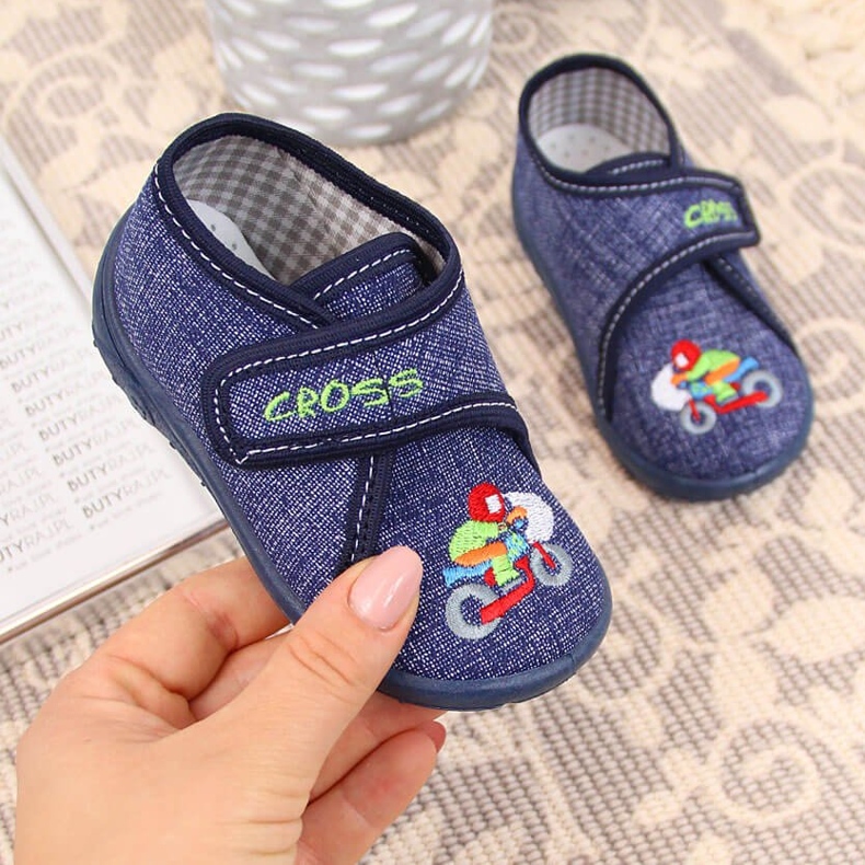 Marineblaue Hausschuhe für Jungen von Nazo 1