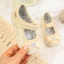 Ballerinas Mädchen beige Klettslipper mit Befado-Schleife 1