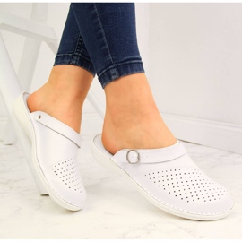 Damenpantoffeln Helios 275 aus weißem Sanitärleder 1