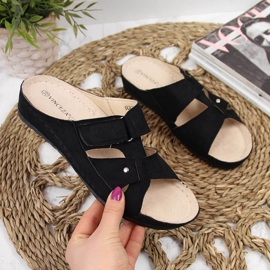 Schwarze Keilpantoffeln für Damen Vinceza 2