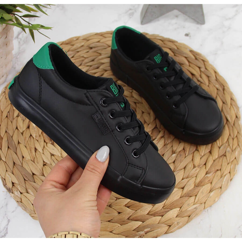 Kinderturnschuhe niedrig Öko-Leder schwarz Big Star DD374147 1