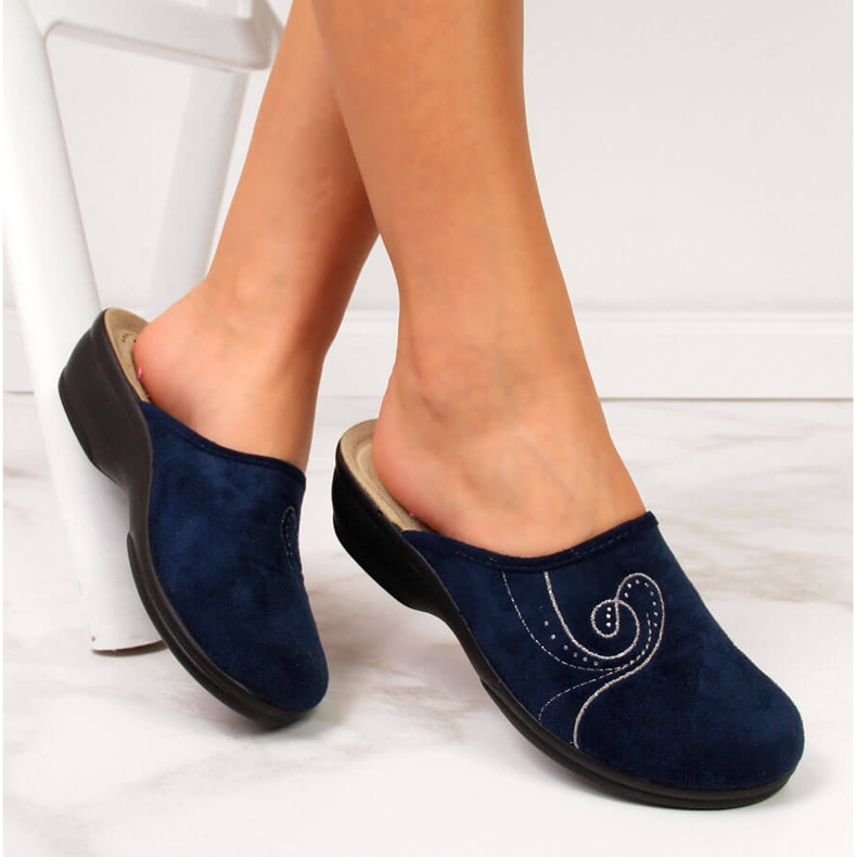 Damenhausschuhe auf Wedges marineblau Inblu 1