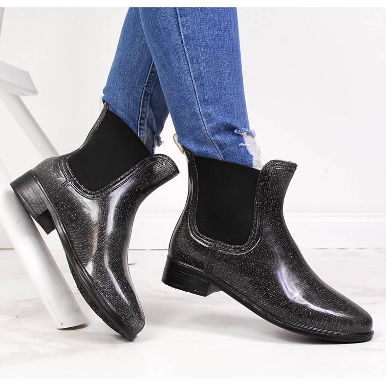 Schwarze und silberne Damengaloschen, schwarze und silberne T.Sokolski silber- 1