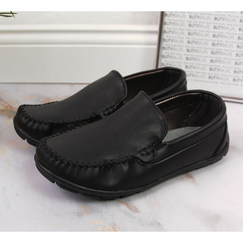 Schwarze Slip-On-Mokassins für Jungen Kornecki 6805 1