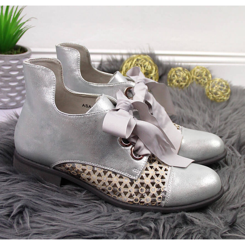 Silberne durchbrochene Jezzi-Stiefel für Damen silber- 2