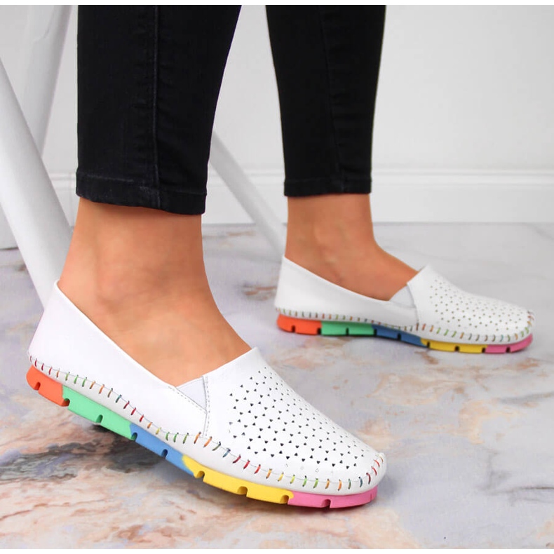 Bequeme Damenschuhe aus weißem Artiker-Leder 2