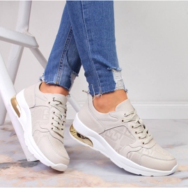 S.Barski Beige Lederturnschuhe für Damen S. Barski 1
