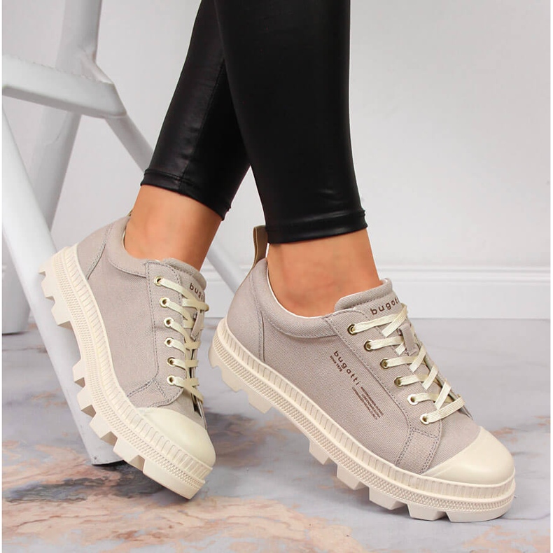 Damenturnschuhe auf der beigen Plattform Bugatti JJ253026 1