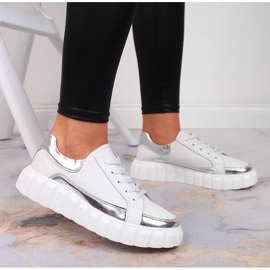 S.Barski Damenschuhe aus Leder auf einem weißen S. Barski-Plateau silber- 2