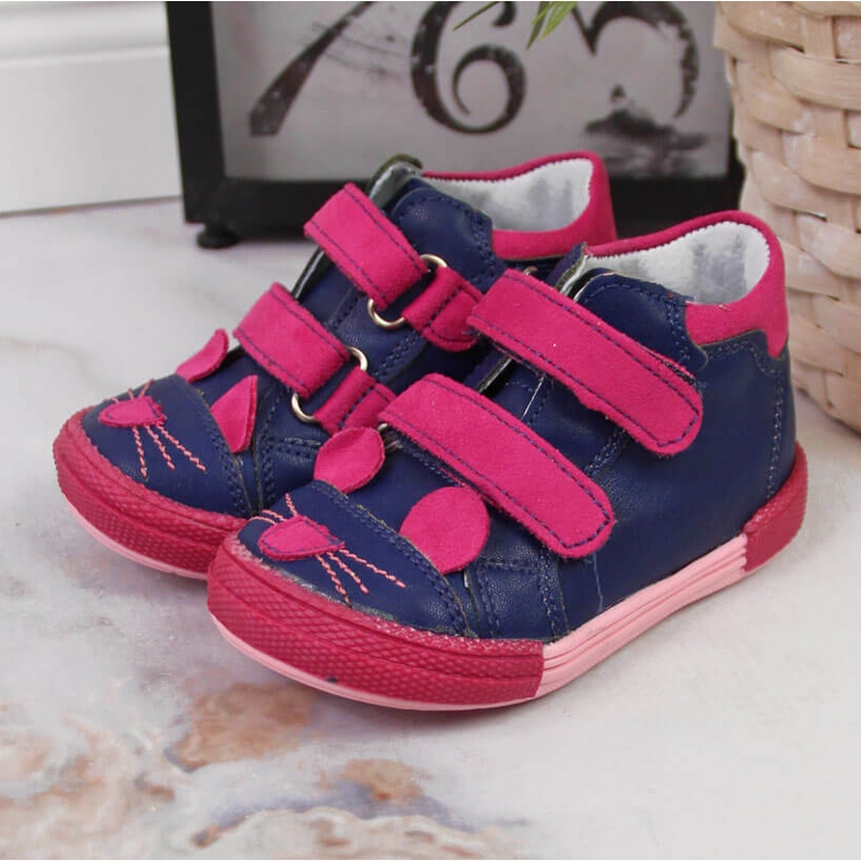 Mädchenschuhe mit Klettverschluss marineblau Kornecki 6776 2