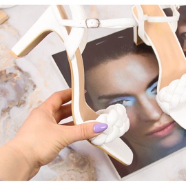 Damensandalen von Vinceza in Weiß mit hohem Absatz 1