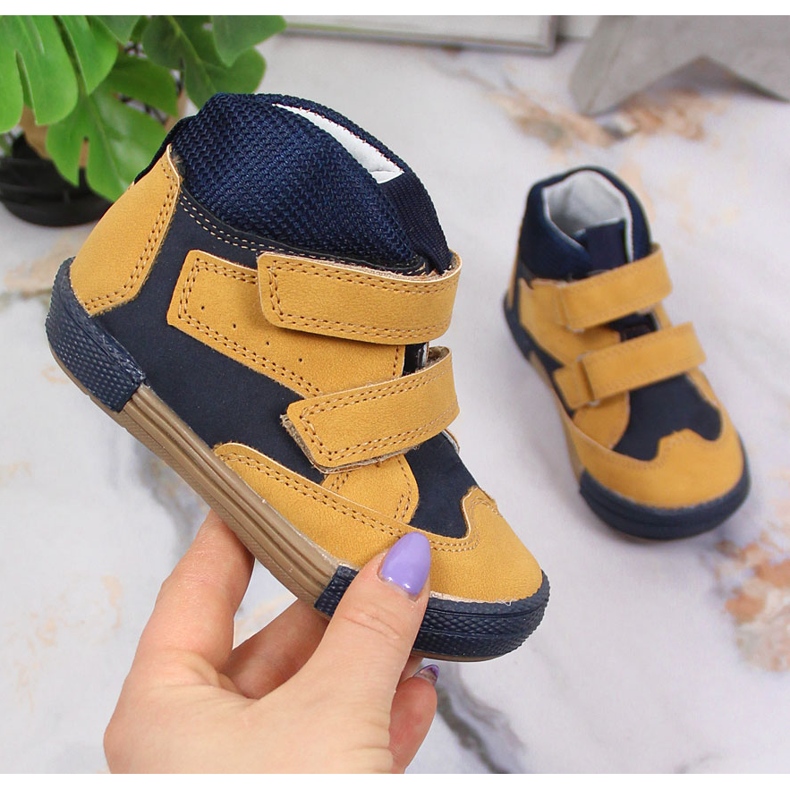 Jungenschuhe mit Klettverschluss camel Kornecki 6785 braun schwarz 1