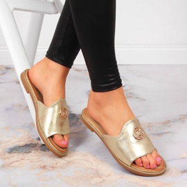 Goldene Damenpantoffeln mit Filippo-Dekoration 1