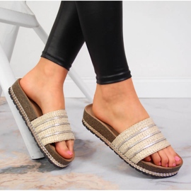 S.Barski Beige Damenhausschuhe mit Plateau von S. Bararski 1