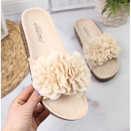 Beige Damenhausschuhe mit Blumen eVento 1