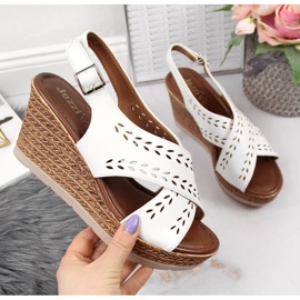 Weiße Keilsandalen für Damen Jezzi 1