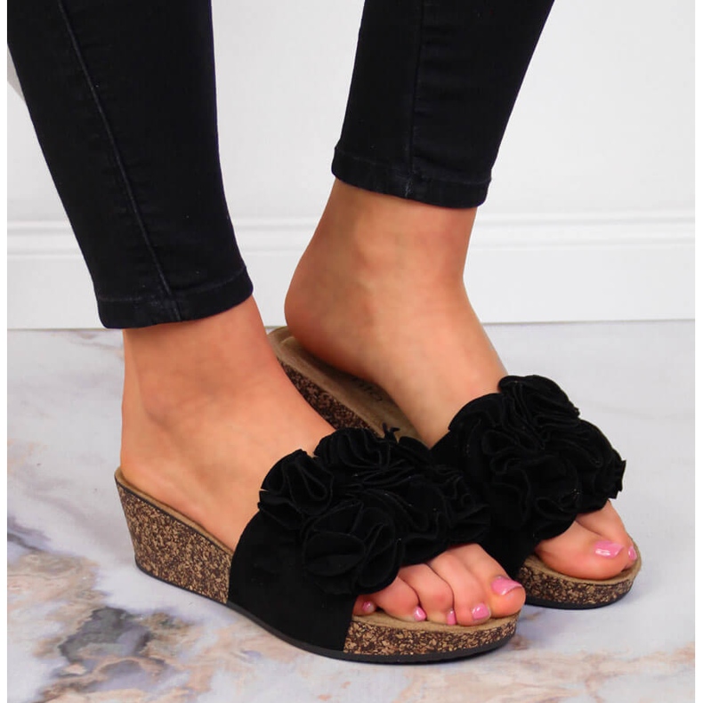 Schwarze Keilhausschuhe für Damen mit Blumen eVento 2