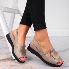 Damen-Ledersandalen auf Artiker Taupe Wedge beige 1