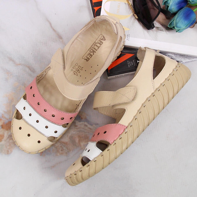 Damen-Ledersandale mit durchbrochenem Artiker beige 2