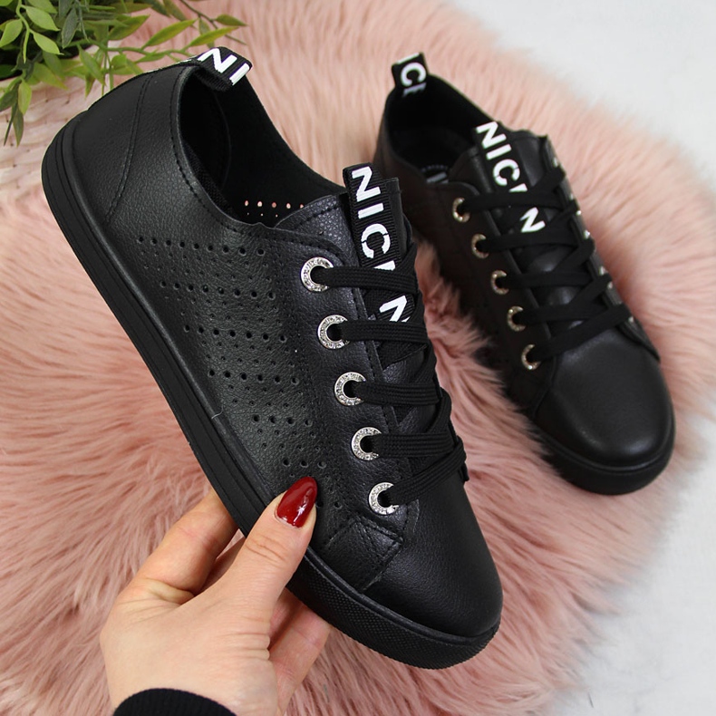 Damenturnschuhe mit Öko-Leder schwarz Filippo 1