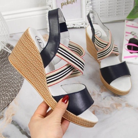 Damensandalen aus Leder auf einem marineblauen Keil Filippo navy blau 1