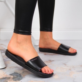 Schwarze Calypso Badeschuhe für Damen 2