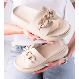 Mode LA.FI beige Hausschuhe 1