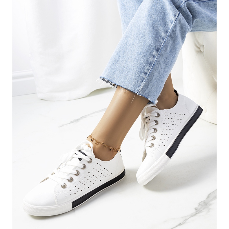 Schwarz-weiße Turnschuhe für Damen von Tuuri 1