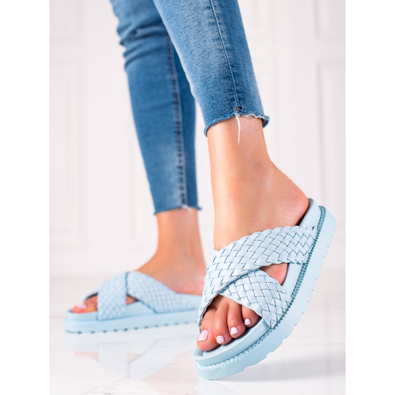 Bestelle Geflochtene Hausschuhe blau 1