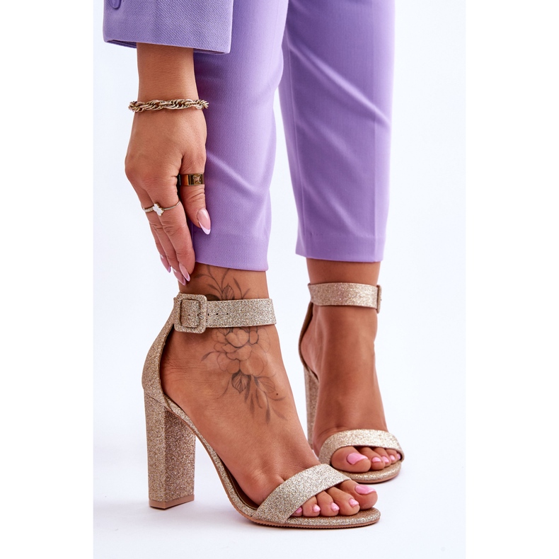 NFR Damensandalen auf einem High Heel Gold Glitter Joalice golden 1