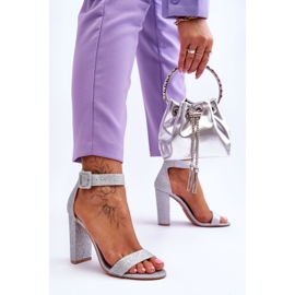 NFR Damensandalen mit Absatz Silber Glitter Joalice 2