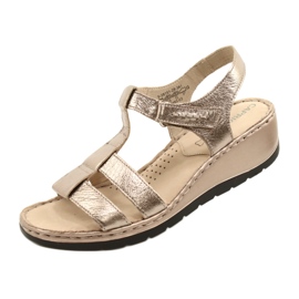 Komfort-Ledersandalen Caprice 28152-28 341 Taupe Metallic golden 5