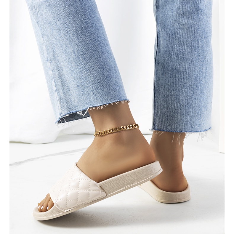 Kate beige gesteppte Hausschuhe 2