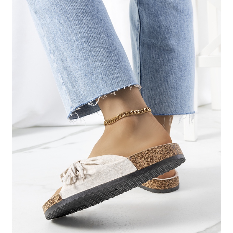 Beige Hausschuhe mit Fransen von Laderies 1