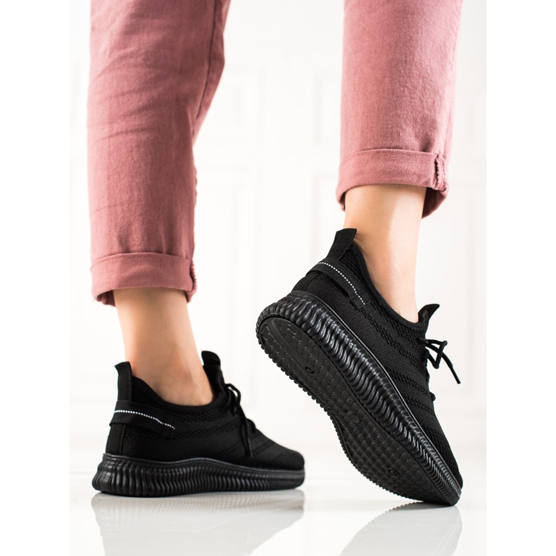 DK Bequeme Sportschuhe schwarz 1