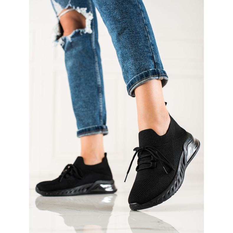 DK Schwarze Sportschuhe 2