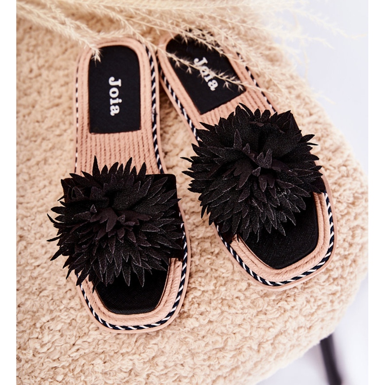 FJ1 Damenhausschuhe aus Wildleder mit schwarzer Giorgia-Verzierung 1