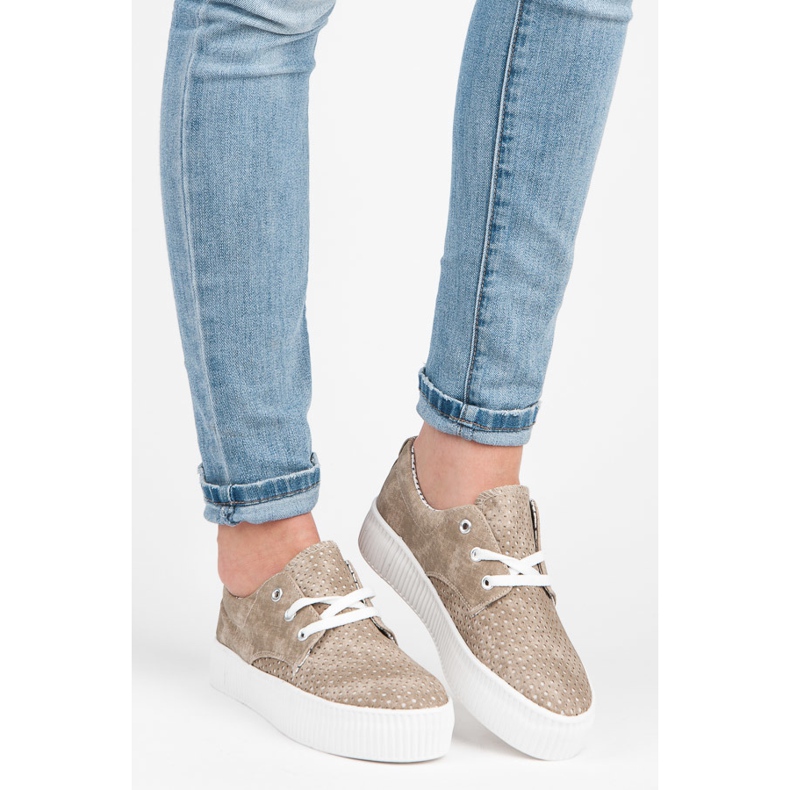 Kylie Durchbrochene Sneakers auf der Plattform braun 1
