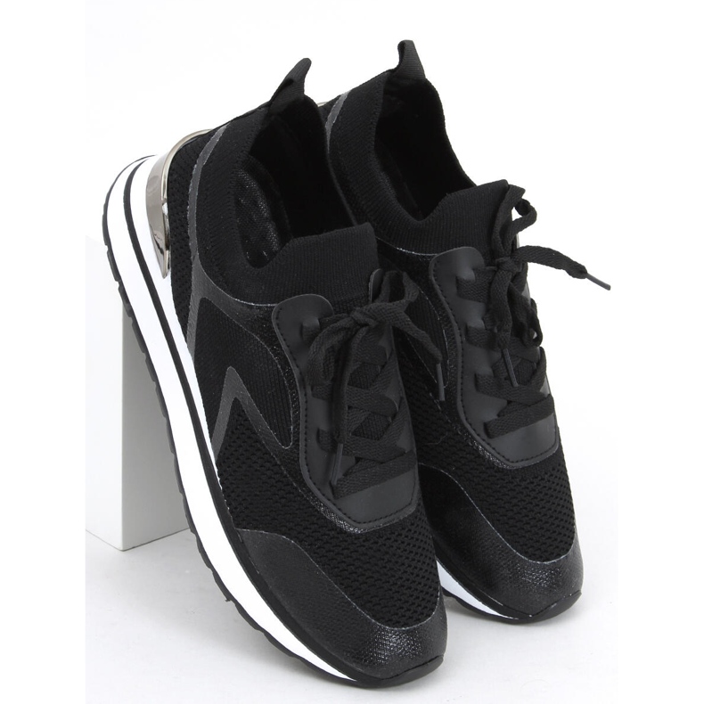 Remy Schwarze Sockensneaker 2