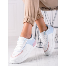 Mannika Modische Turnschuhe weiß 2