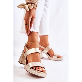 Modische Leder Sandalette mit hohem Absatz Maciejka 05522-25 Golden 1