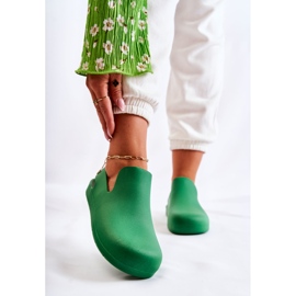 FS1 Modische grüne Meriko Green Rubber Clogs 1