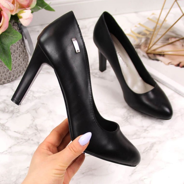 Schwarze High Heels von Sergio Leone 1