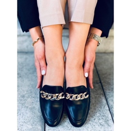 Schwarze Loafer von Addison mit Kette 2