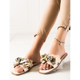 SHELOVET Hausschuhe mit einer dekorativen Schleife beige 1