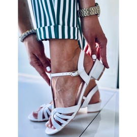 Sparkle White Sandalen mit niedrigem Absatz weiß 1