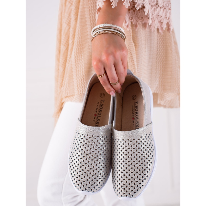 DK Durchbrochene Lederslipper grau 1