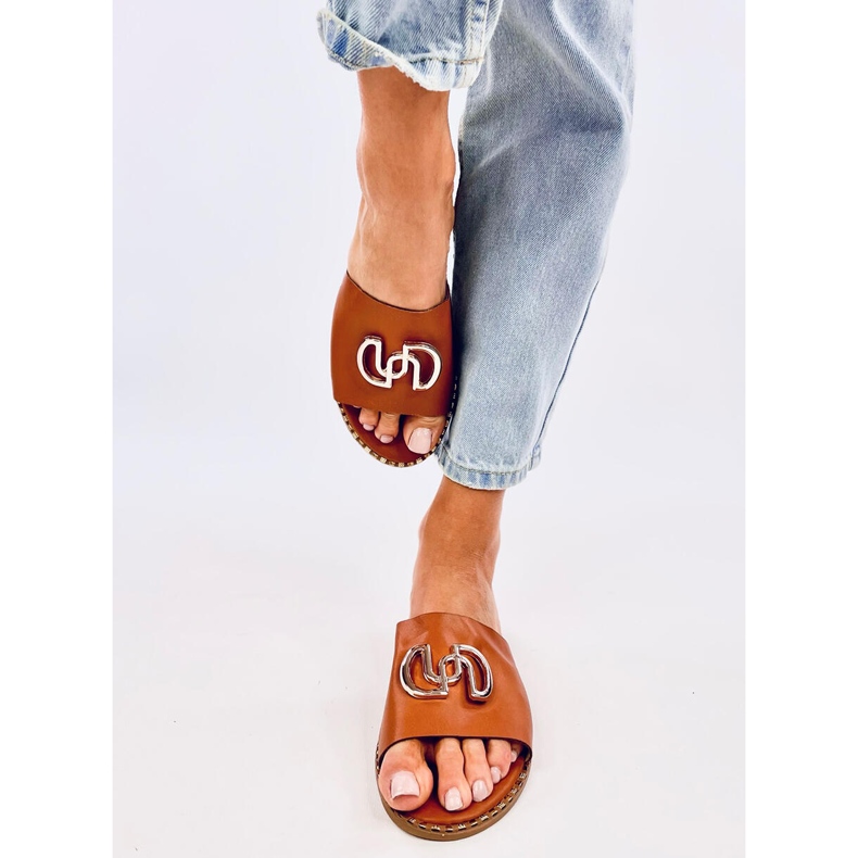 Larisa Camel Damenhausschuhe braun 1