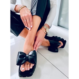 Keesha Schwarze Hausschuhe mit hoher Sohle 1