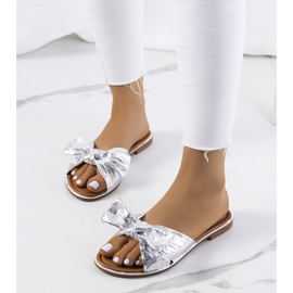 Silberne Hausschuhe mit Yoho-Schleife silber- 1